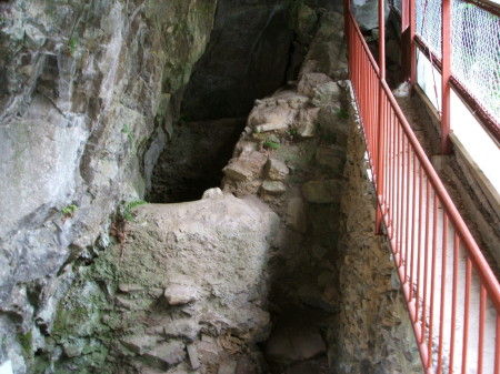 2011_1002_084350AAa.jpg