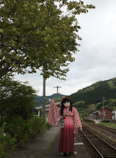 2012_0503_173508AAa.jpg